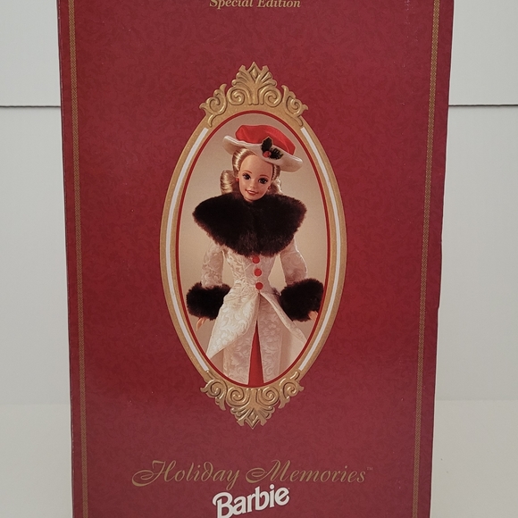 Vintage 1995 Hallmark Special Edition Holiday Memories Barbie #14106 - Picture 3 of 8